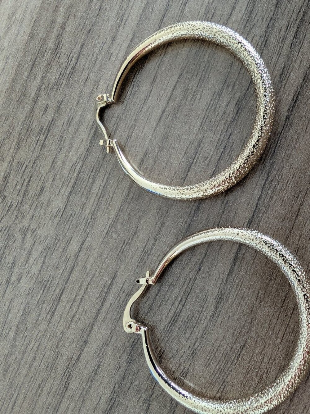 Argento Vivo Quillion Gold Texture Hoop Earring